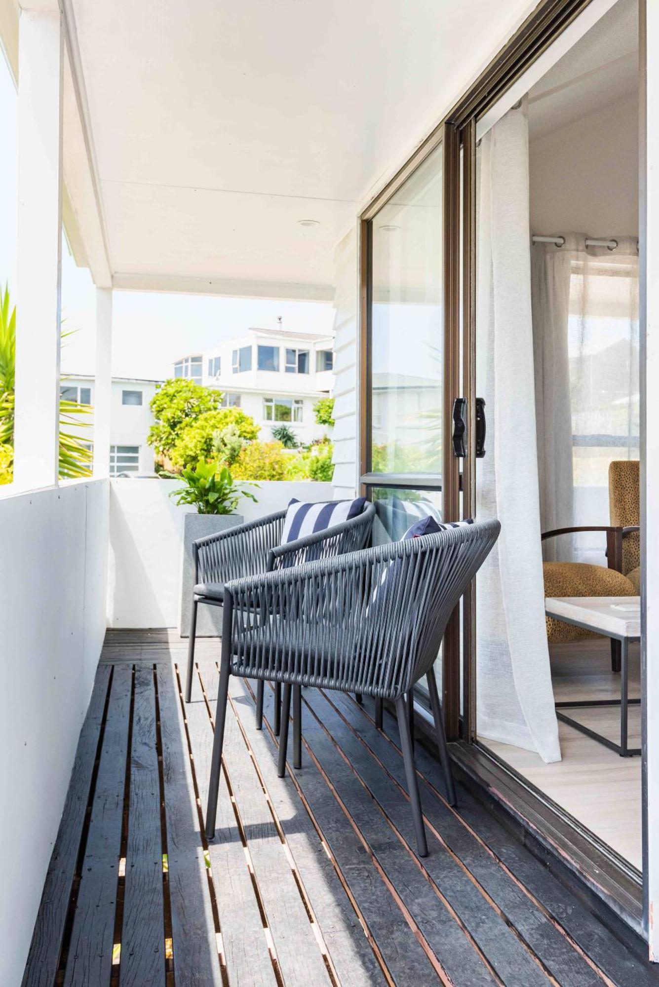 Spacious, Breezy Studio Apartment, Moments From Downtown And Beach Mount Maunganui Luaran gambar